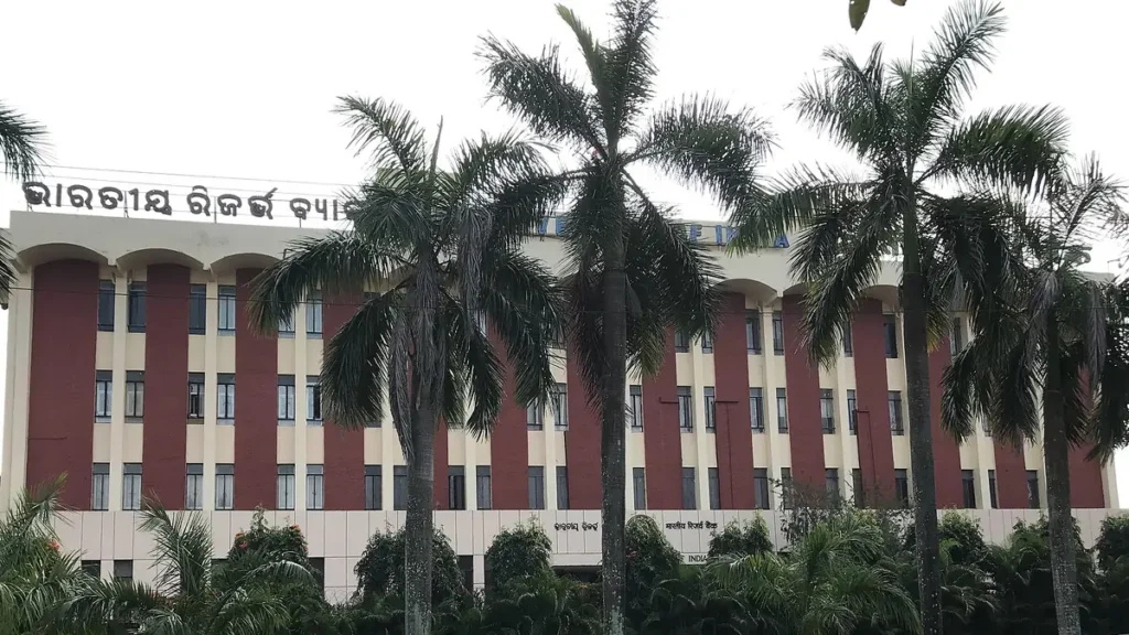 The Reserve Bank of India regional office building in Bhubaneswar behind palm trees