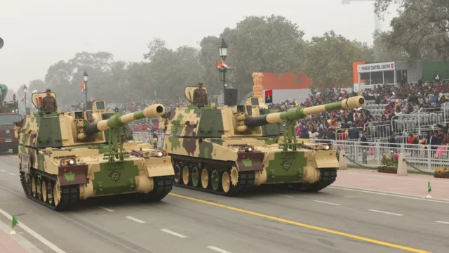 K9 Vajra self-propelled tracked guns on Kartavya Path during the Republic Day parade