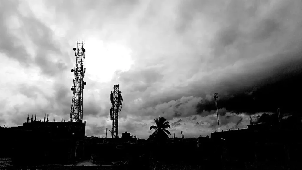 Mobile phone towers in India