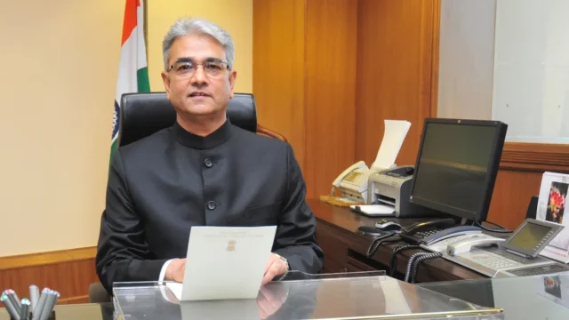 Shashi Kant Sharma taking charge as Comptroller and Auditor General of India