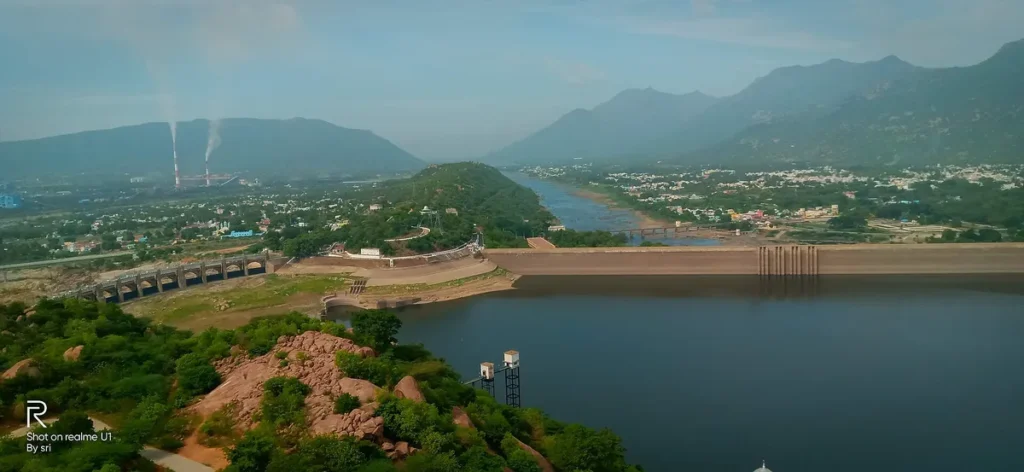 Mettur Dam on the Kaveri, Tamil Nadu; the Kaveri is India's best-known inter-state water dispute