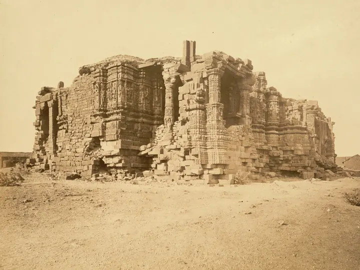 Ruins of the old Somnath temple, photographed in 1869, before the temple was rebuilt in 1951